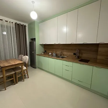 아파트 Elois Seaview Apartment, Shëngjin