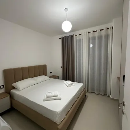 Elois Seaview Apartment, *